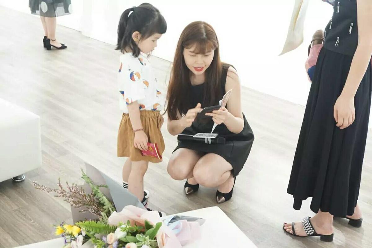 开幕回顾 | 醉城倾色—张佳宁